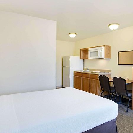 Woodspring Suites Raleigh Northeast Wake Forest Habitación foto